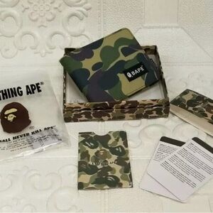 Bape Wallet Mens Green Camo Nylon Bi-Fold  Bathing Ape Head NIB